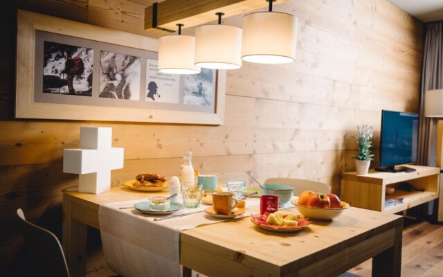 Swisspeak Resorts - Three-bedroom Apartment