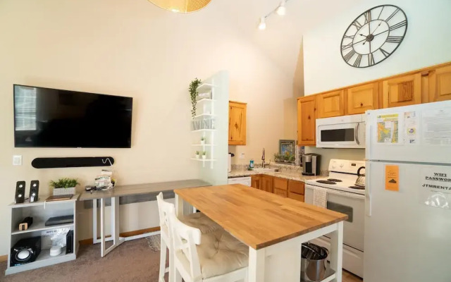 Tolovana Sands 3 Br condo by RedAwning
