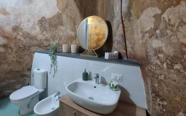 Via Vastea 43, tra il barocco e il mare