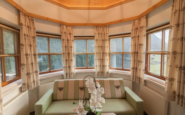 Hotel Edelweiss Schlössl