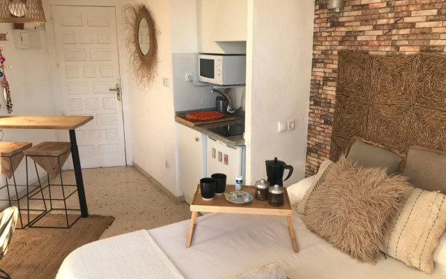 Estudio en Dénia con piscina y wifi privada, a 100 m del mar