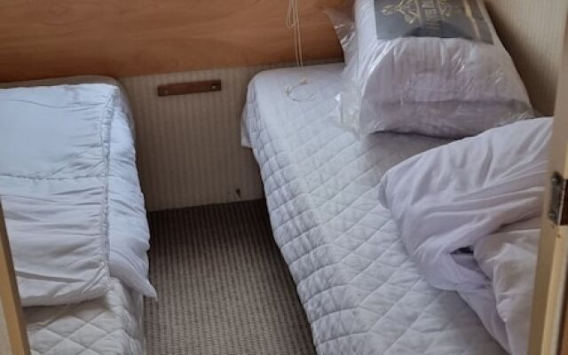 8 Berth Caravan Direct Beach Access
