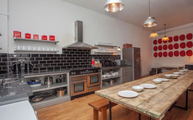 higgihaus 107 Sleeps 4  Monday - Friday