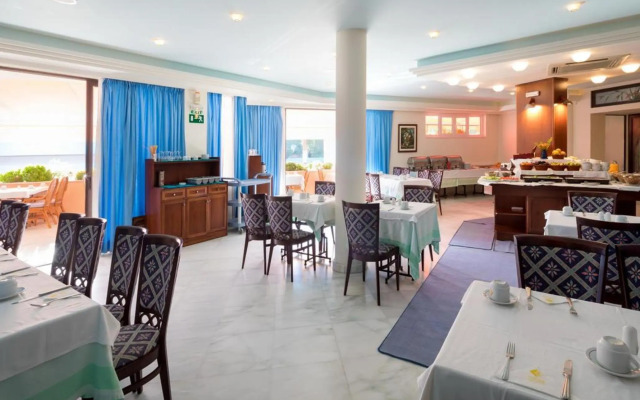 Chrispy Beach Resort