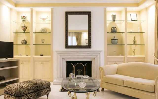 Classic Lux Apt Athens Riviera