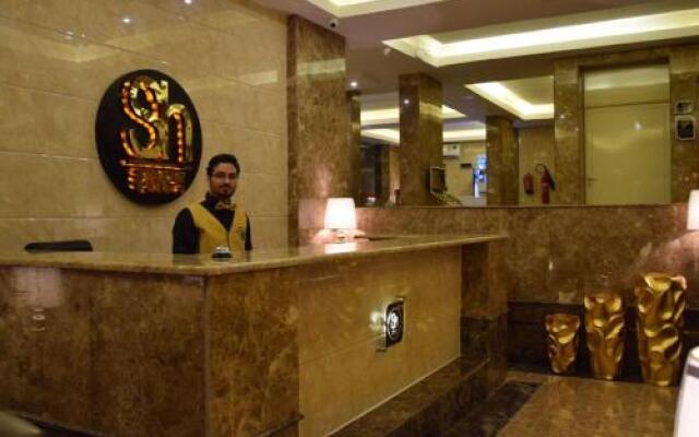 Al Shiraz Suites