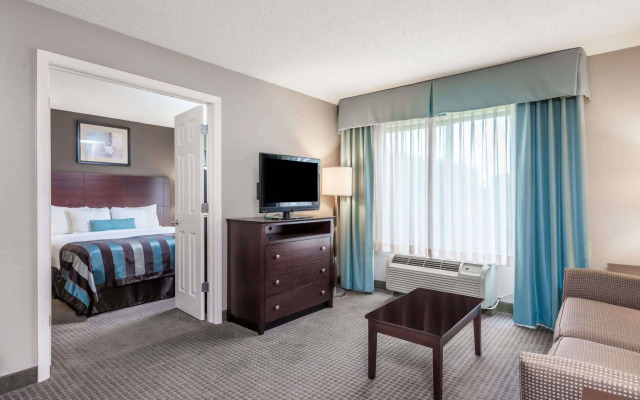 Best Western Plus St. Louis West - Chesterfield