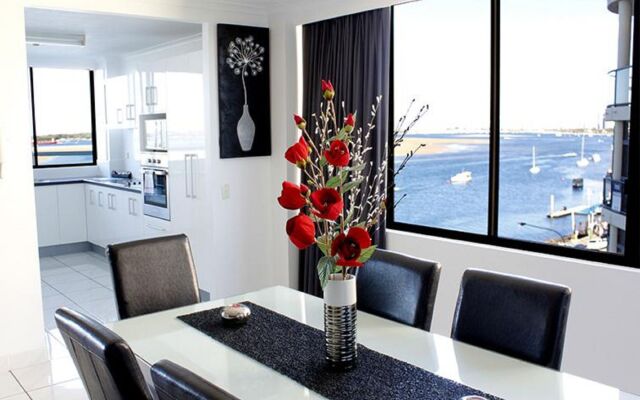 Beaconlea Tower Apartments