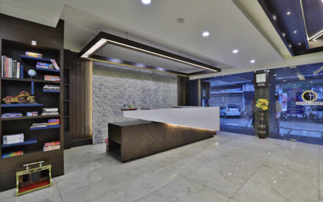 Hotel orbit
