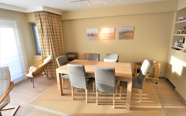 Apartment in Seaside Bruges With Balcony