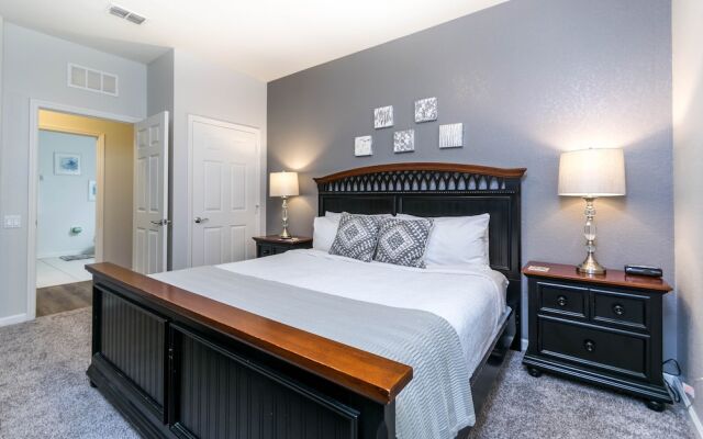 La Casita Ventura 2 Bedroom Condo by Redawning