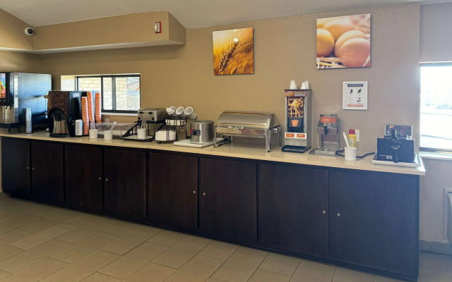 Comfort Inn Maumee - Perrysburg Area