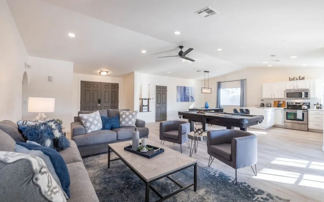 Scottsdale Sahuaro 4 Bedroom Home by RedAwning