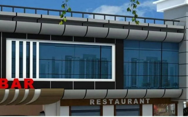 Hotel Prakshi Palace