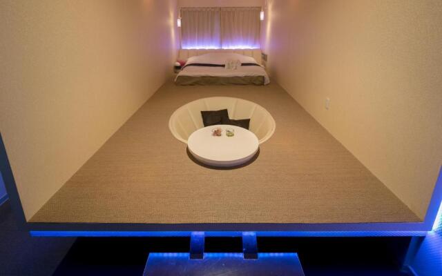 Hotel Bypass (Adult Only)