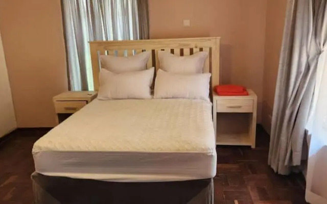 Lovely 3 bed in Mount Pleasant - 2153