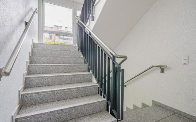 ID 7029 - Private Apartment