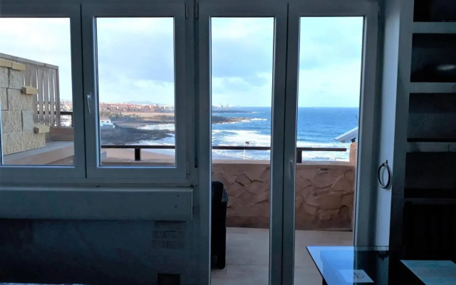 One room flat at the beach near house "Sanmao"
