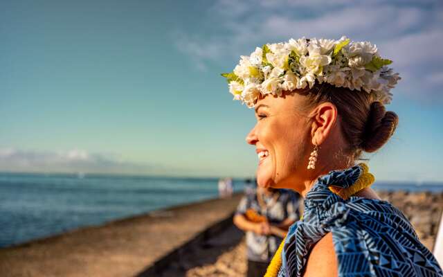 OUTRIGGER Reef Waikiki Beach Resort