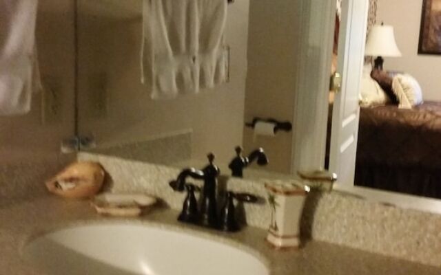 Shalom House Bed and Breakfast