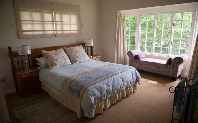 Twin Pools Lodge B and B