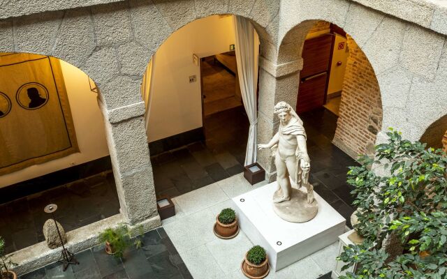 Parador De La Granja