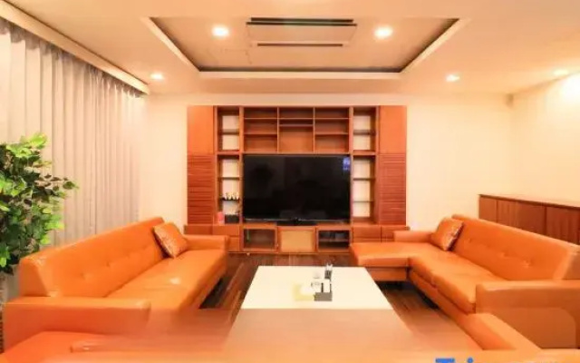 Over 150Jacuzzi Available Premium Space That I