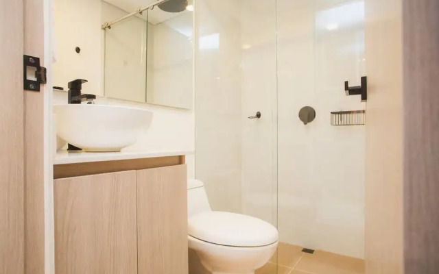 Cozy 3 BR in Laureles in Medell n