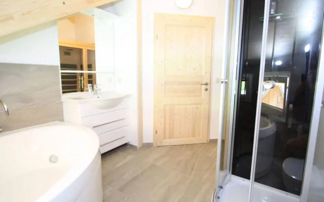 Wooden Chalet in Hohentauern With Sauna
