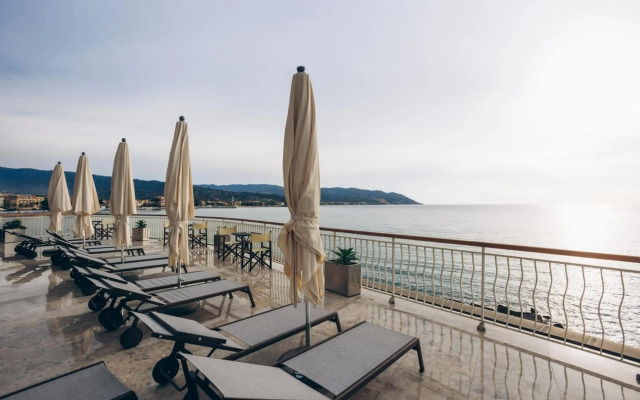 Arc en Ciel Hotel