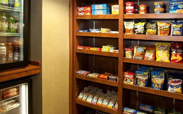 Fairfield Inn & Suites by Marriott Detroit Livonia