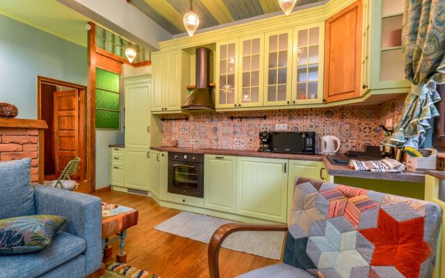 FM Premium 2-BDR Apartment - Pistachio