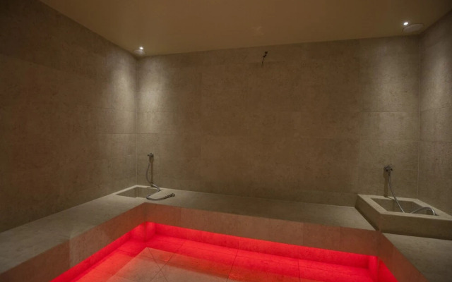 Villa Delta Suite House