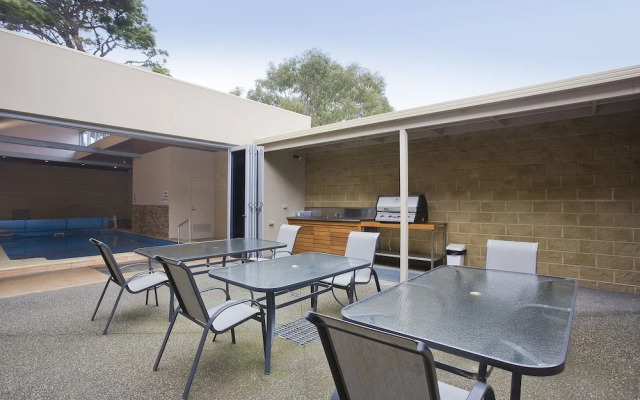 7 Bell Street Apartments