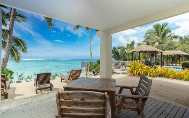 Moana Sands Beachfront Villas