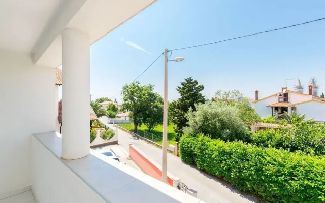 Spacious Apartment Janko