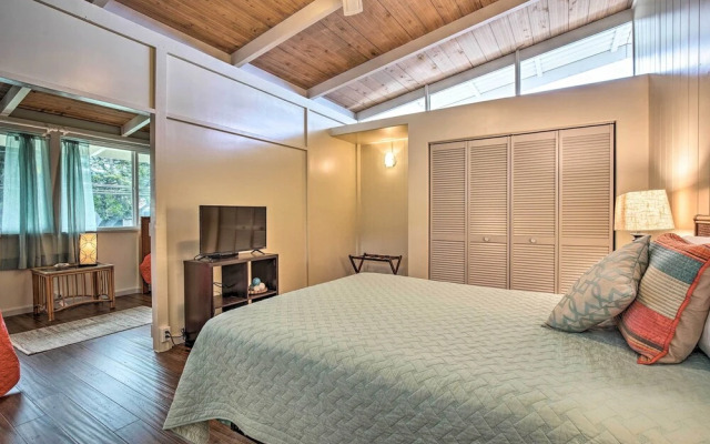 Oceanfront Kona Home w/ Beach Access & Views!