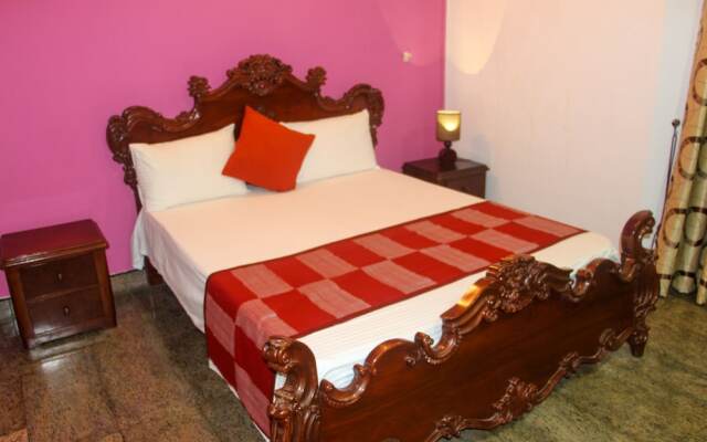 Royal Marine Inn