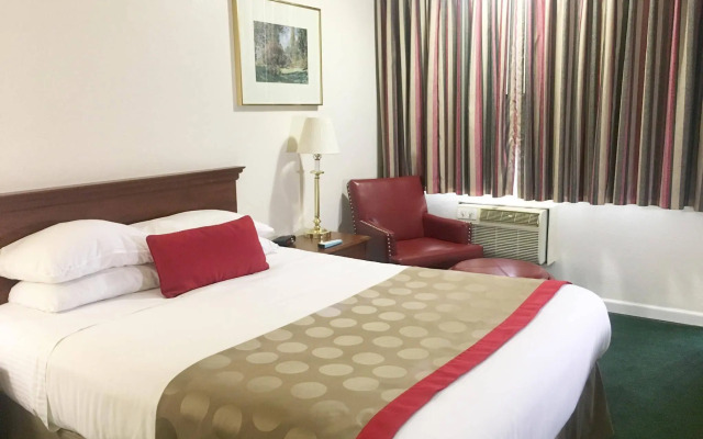 Pacific Motor Inn