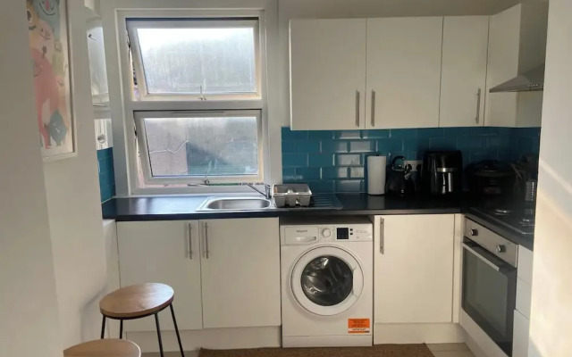 Cosy London Home With 2 Bedrooms