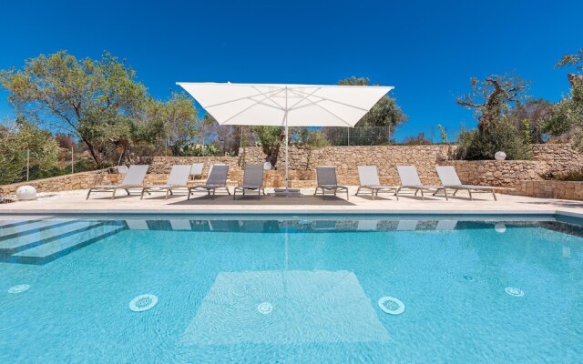 3087 Villa Lodrea by Perle di Puglia