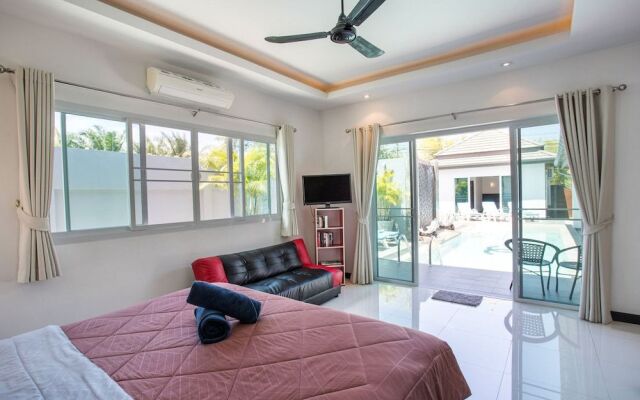 Modern Elegance 3BR Pool Villa Marine