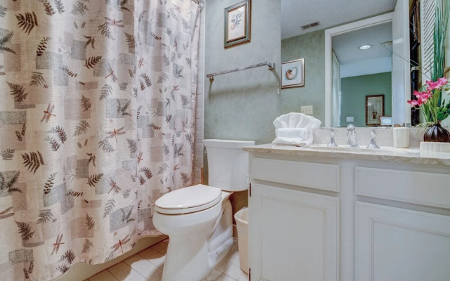 St. Andrews Common by Vtrips