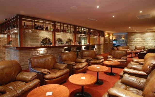 The Hermitage Motel – Lobby – Sydney