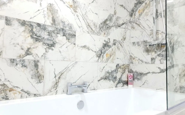 Dysa Banks Apartments