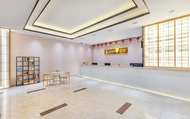 Lemon Breeze Hotel