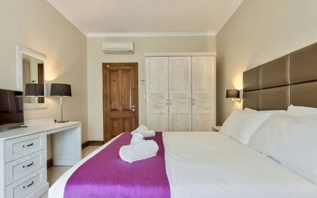 Villa Hibiscus 3 Bedroom Villa With Private Pool