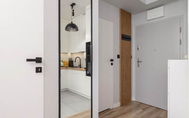 Lux Krakow Apartment by Renters Prestige