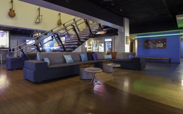 Aloft Nashville West End