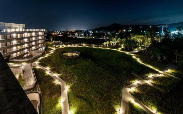 Hidden Cliff Hotel & Nature